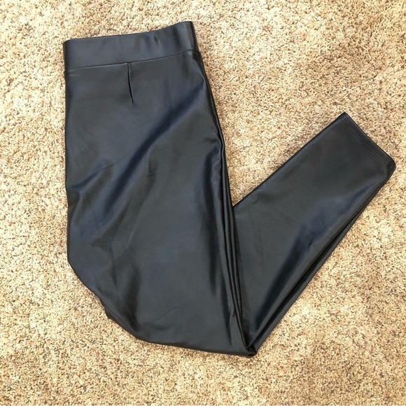 LOFT/ Faux Leather Leggings / Black/ Size L/ P - Picture 3 of 8